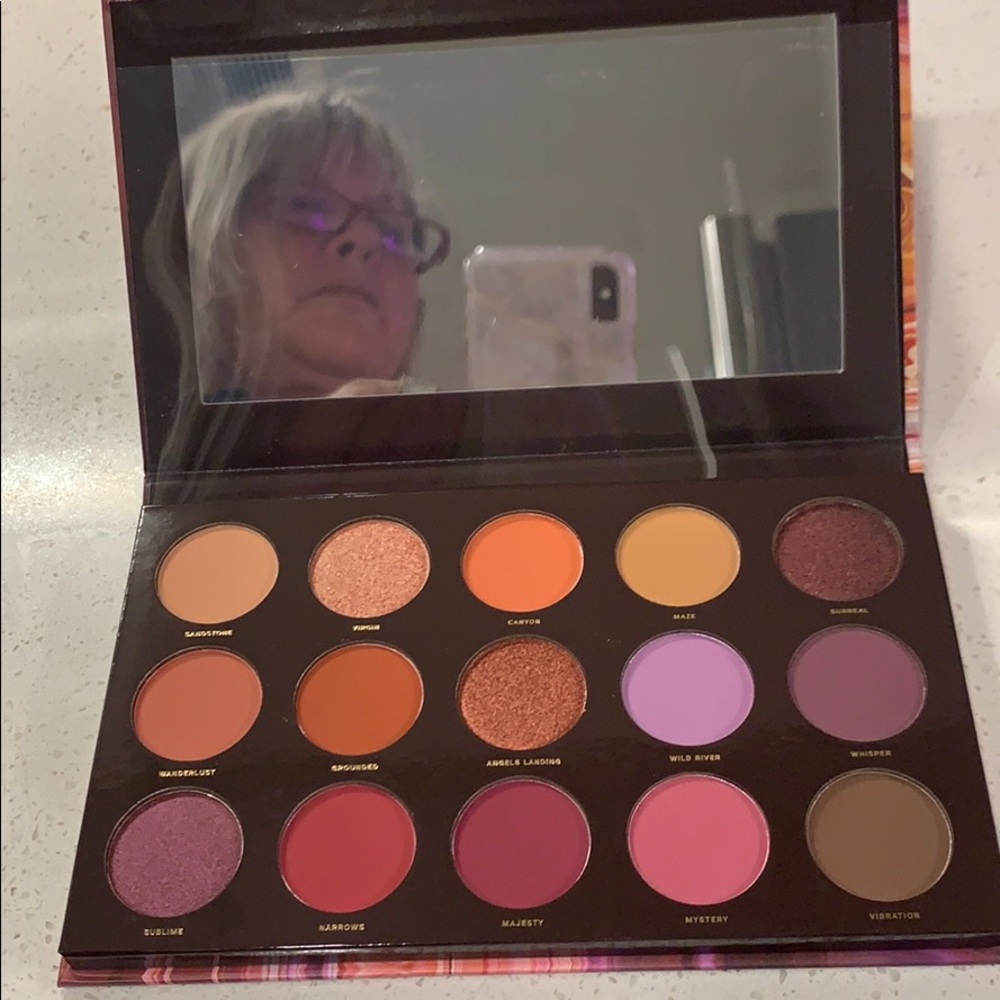 Zion Pressed Pigment Pallete